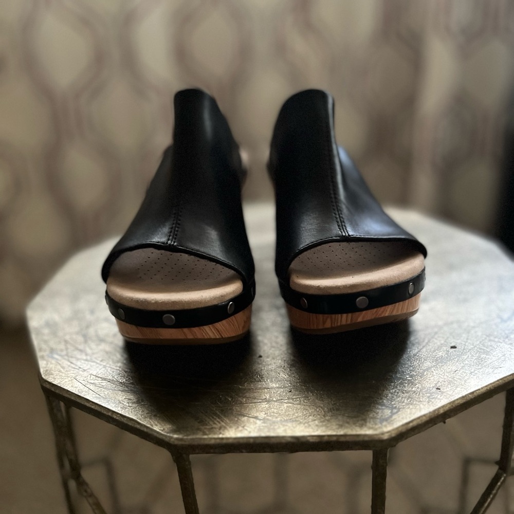 Collection by Clark’s Wedge - Picture 2 of 4